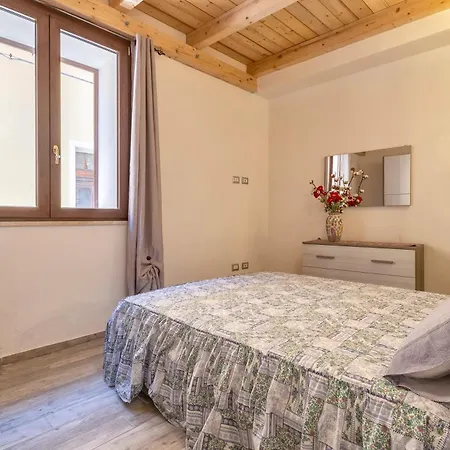 Grazioso Bilocale La Casa Di Nonna Tatil Evi Chiaramonti