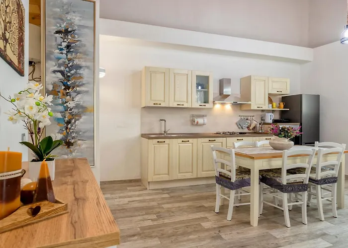 Grazioso Bilocale La Casa Di Nonna * Chiaramonti
